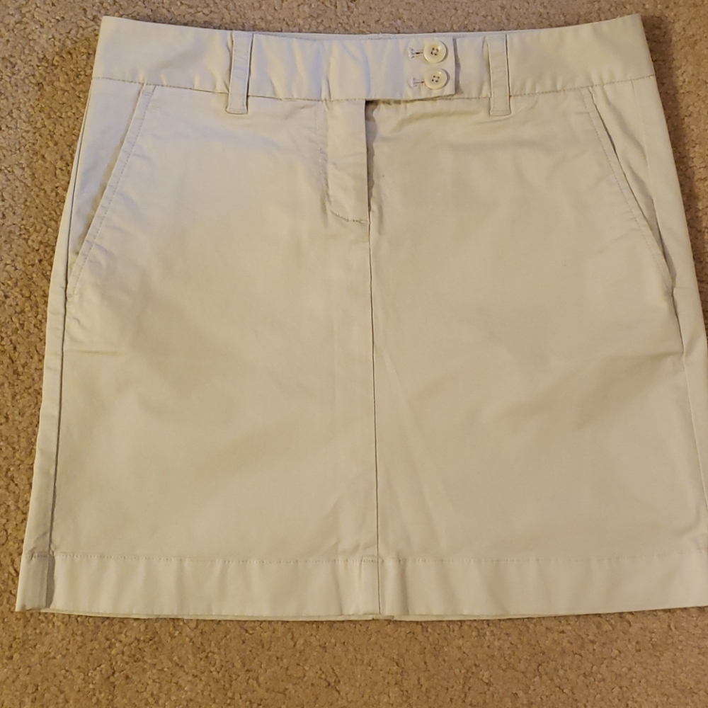 Vineyard Vines Skirt (NWOT)